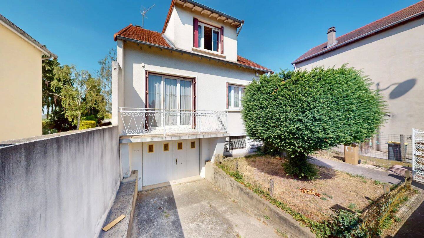 Maison 6 pièces 93 m² · à Dugny · 93,1 m² · 320 000 €