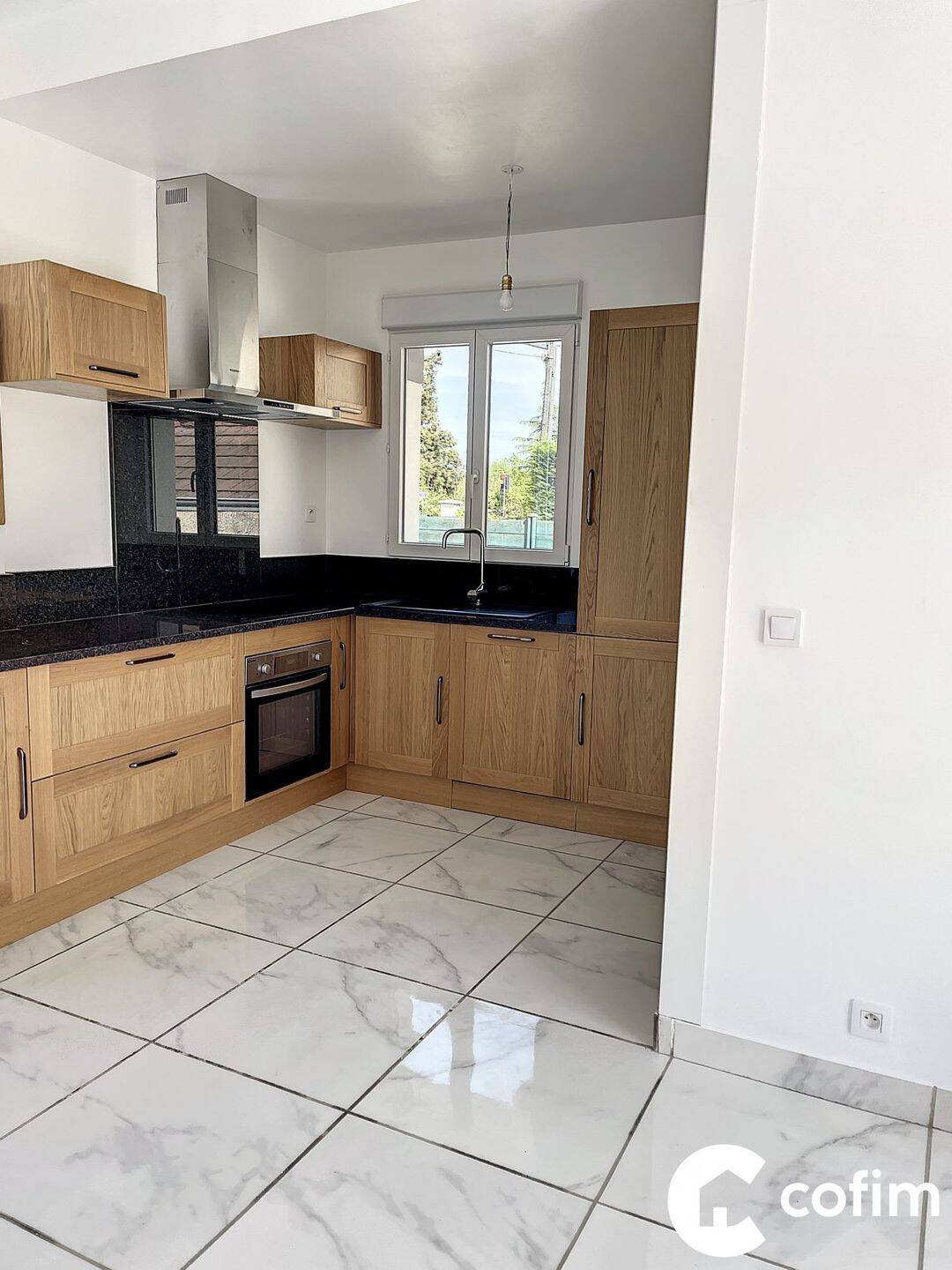 Maison 5 pièces 99 m² · à Pau · 99,4 m² · 1 210 €/mois