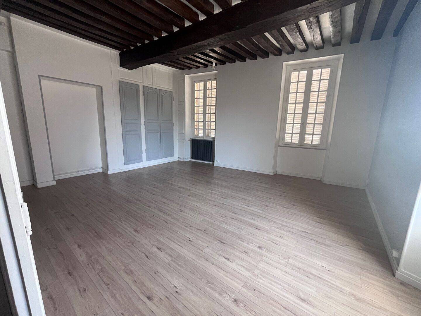 Appartement 1 pièce 51 m² · à Provins · 50,5 m² · 615 €