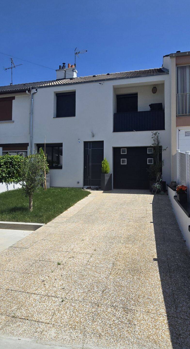 Maison 5 pièces 103 m² · à Sennecey-lès-Dijon · 103 m² · 369 000 €