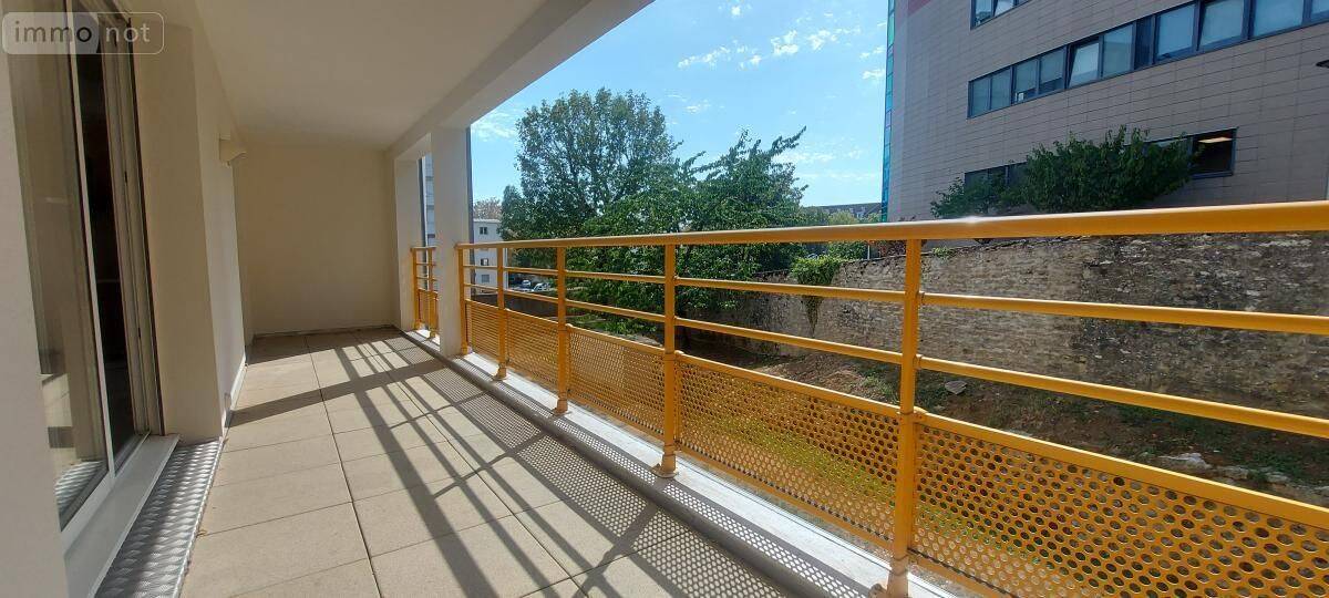 Appartement 5 pièces 101 m² · à Besançon · 100,6 m² · 210 000 €