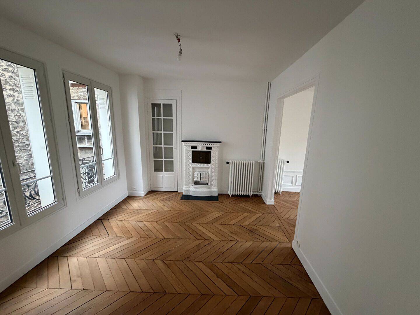 Appartement 3 pièces 61 m² · à Paris 16ème Arrondissement · 60,8 m² · 2 372 €