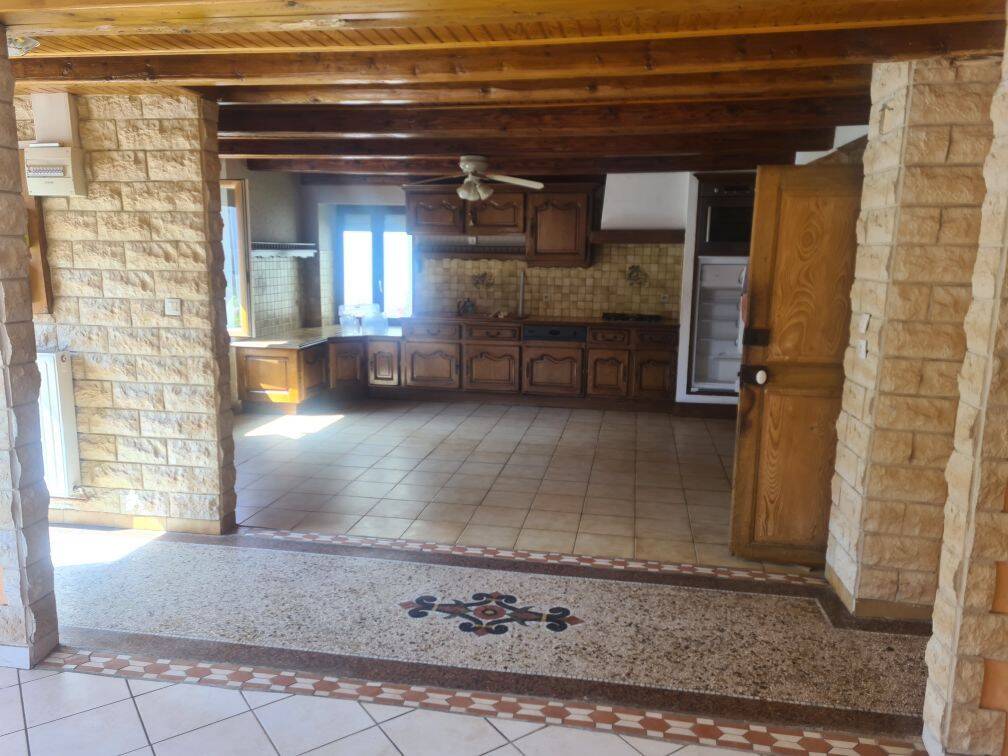Maison 5 pièces 185 m² · à Bénaménil · 185 m² · 116 000 €