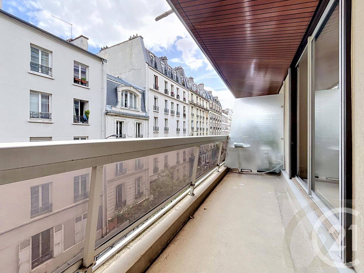 Appartement 2 pièces 55 m² · à Paris 18ème Arrondissement · 55,1 m² · 572 400 €