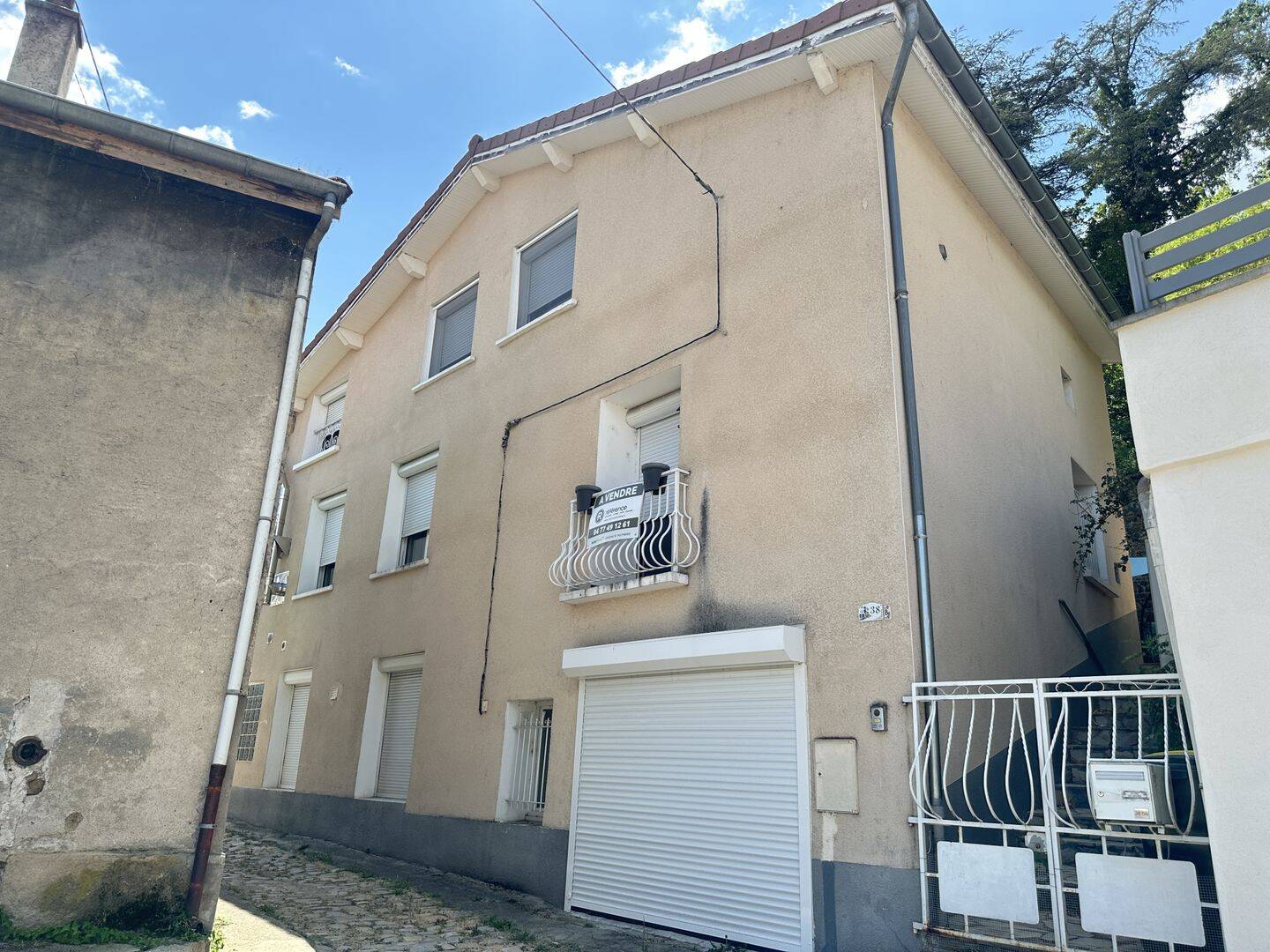 Maison 6 pièces 181 m² · à Saint-Étienne · 181 m² · 279 000 €