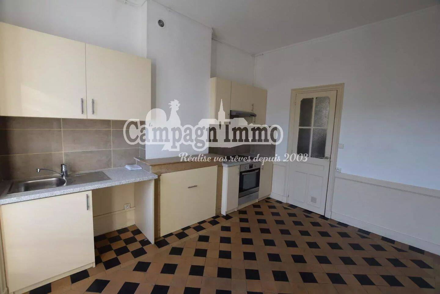 Appartement 4 pièces 87 m² · à Tarare · 86,6 m² · 772 €/mois