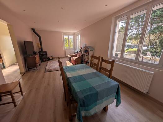 Duplex à vendre 299 000 € 5 pièces 4 chambres 96,6 m² Étage 1/1 Val Joyeux Les Clayes-sous-Bois 78340