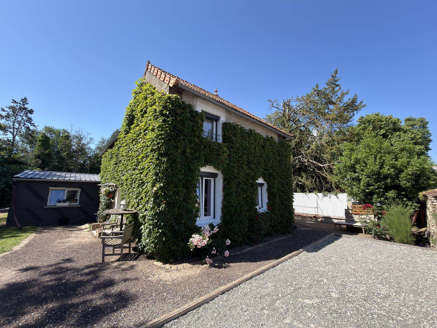 Maison 5 pièces 170 m² · à Dourdan · 170 m² · 273 000 €