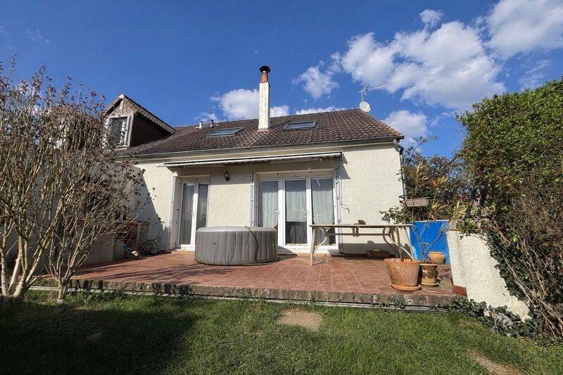 Maison 4 pièces 110 m² · à Chevilly · 110 m² · 195 000 €