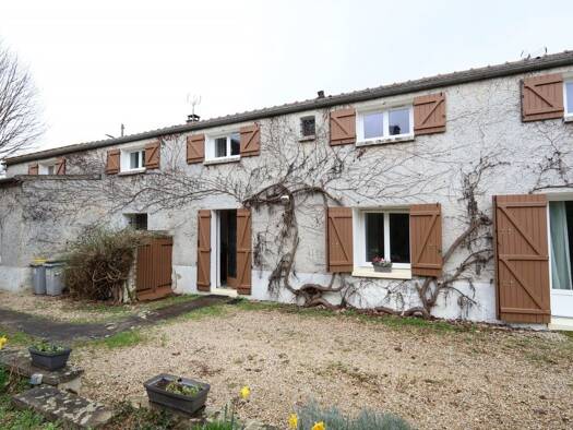 Maison à vendre 319 000 € 8 pièces 5 chambres 200 m² 1 344 m² de terrain Michery 89140