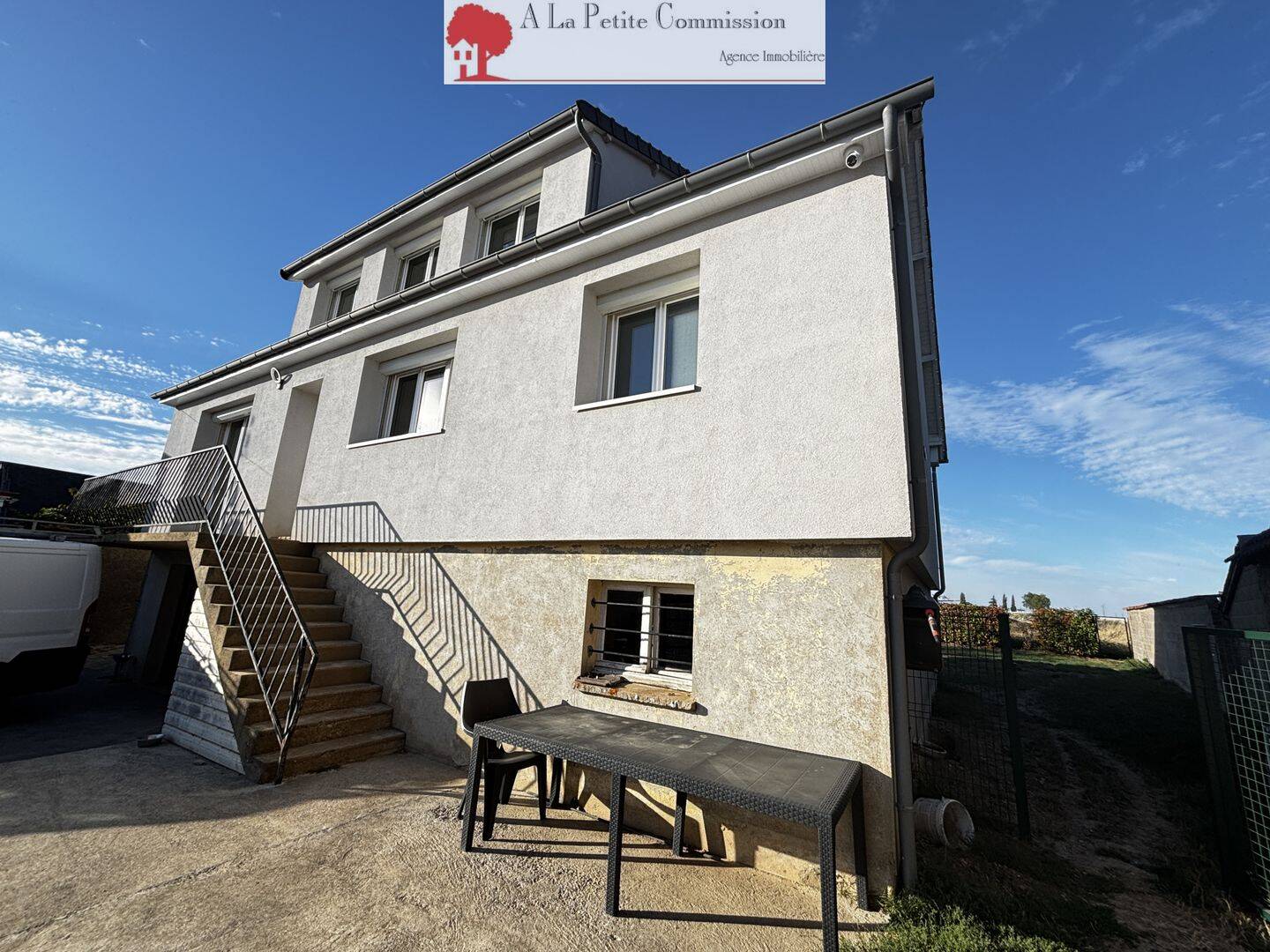Maison 7 pièces 137 m² · à Amilly · 137,3 m² · 263 925 €