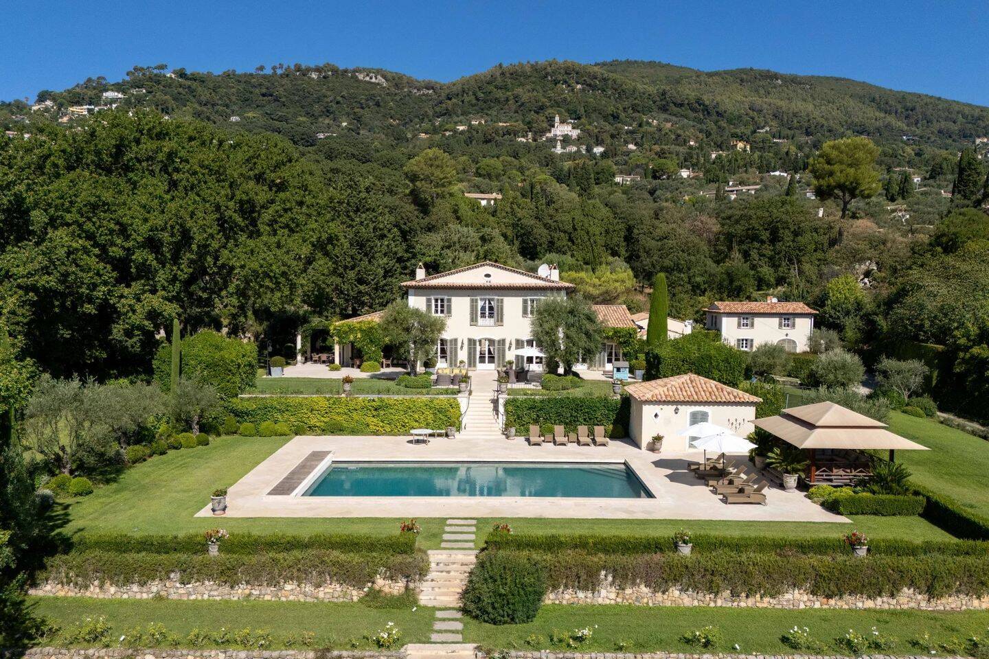Maison 450 m² · à Grasse · 450 m² · 6 900 000 €