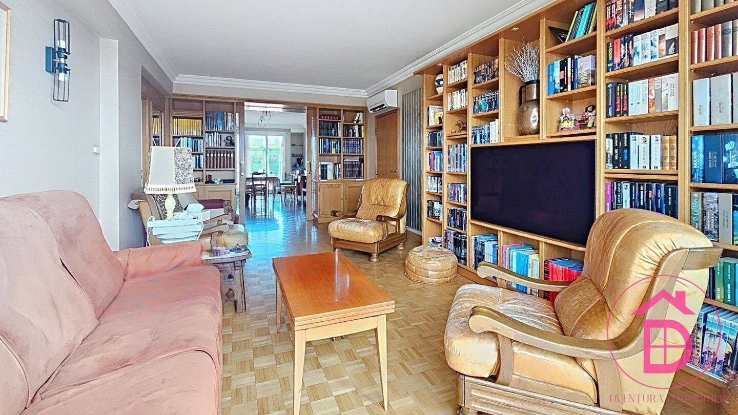 Appartement 5 pièces 155 m² · à Pau · 155 m² · 292 000 €