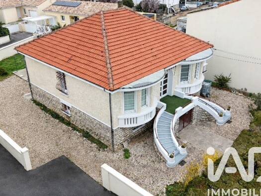 Maison à vendre 248 000 € 4 pièces 4 chambres 117 m² 693 m² de terrain Saint Ausone-Saint Martin-Saint Gelais Angoulême 16000