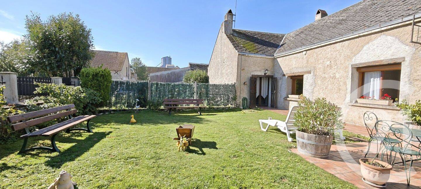 Maison 4 pièces 102 m² · à Cloyes-les-Trois-Rivières · 102,1 m² · 108 500 €