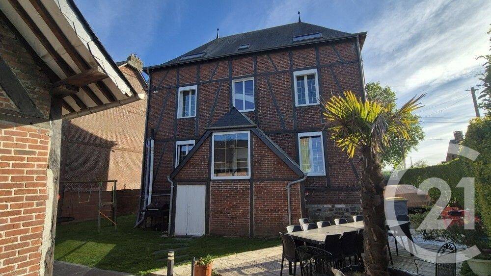 Maison 13 pièces 227 m² · à Neufchâtel-en-Bray · 227 m² · 373 000 €