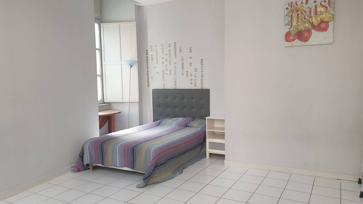 Appartement 1 pièce 32 m² · à Périgueux · 31,5 m² · 415 €