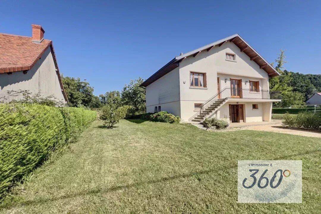 Maison 3 pièces 82 m² · à Louhans · 81,5 m² · 157 000 €