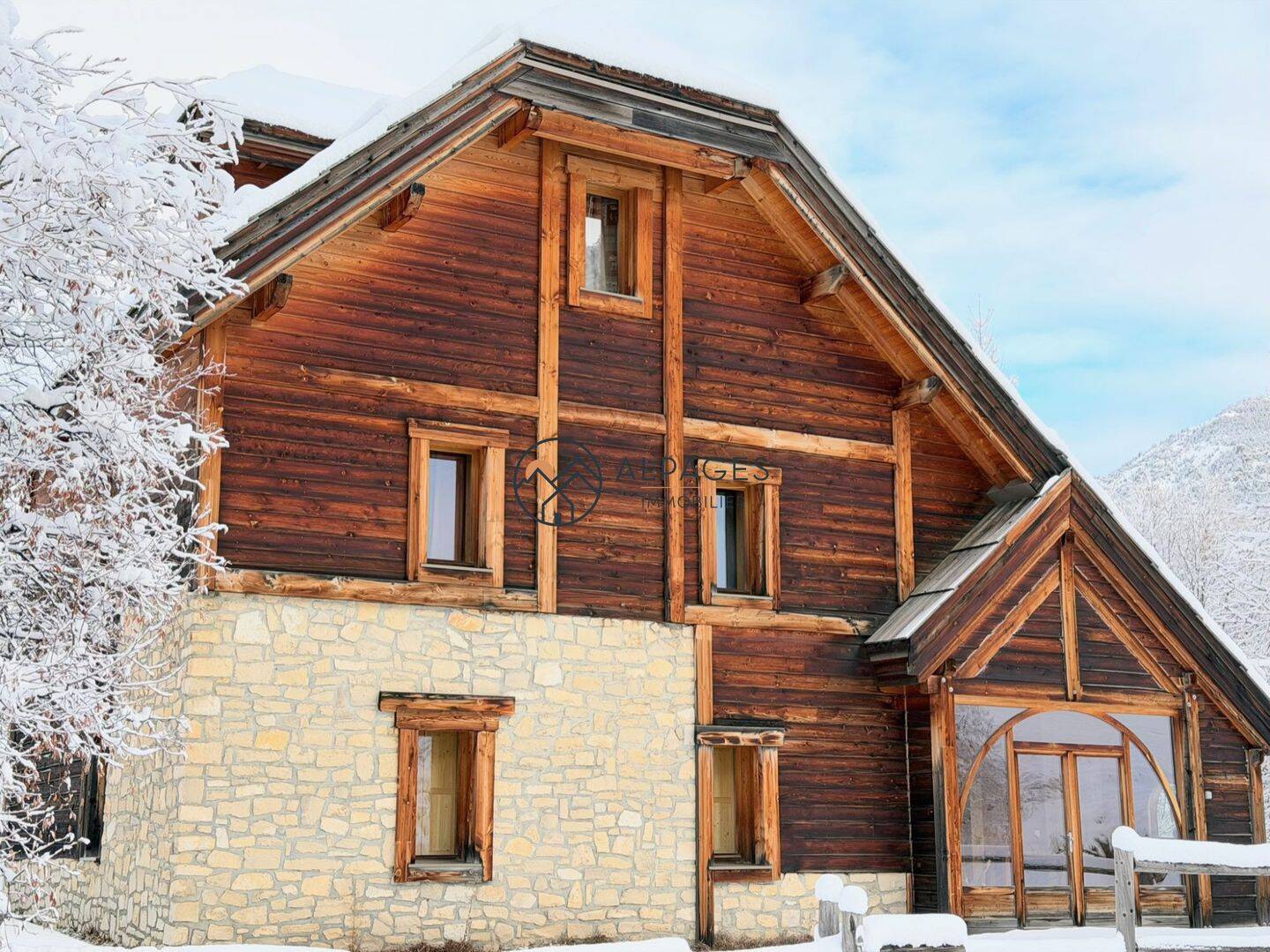 Maison 6 pièces 168 m² · à Vars · 168 m² · 1 150 000 €