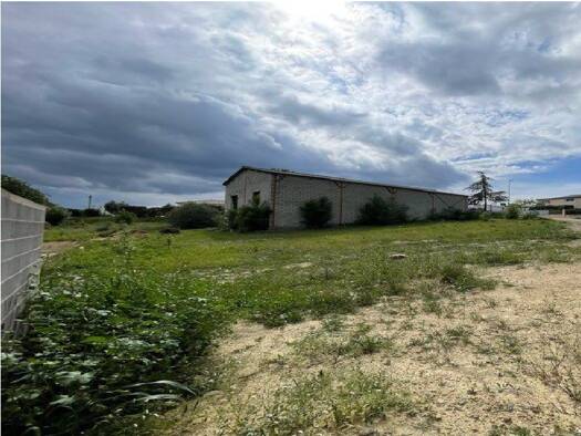 Terrain constructible à vendre 65 000 € 300 m² de terrain Bize-Minervois 11120