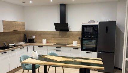 Appartement 3 pièces 80 m² · à Bordeaux · 80 m² · 1 450 €