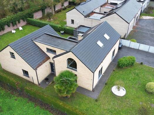 Maison à vendre 434 000 € 6 pièces 5 chambres 229 m² 921 m² de terrain Iwuy 59141