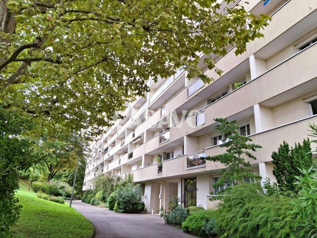 Appartement 4 pièces 69 m² · à Caluire-Et-Cuire · 69 m² · 267 000 €