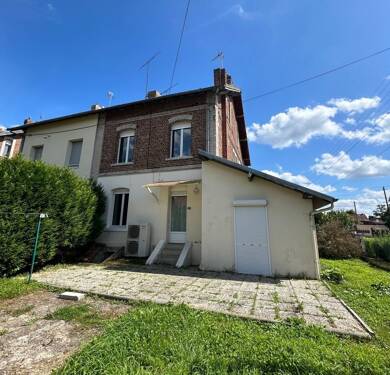 Maison à vendre 115 900 € 4 pièces 3 chambres 84 m² 318 m² de terrain Sinceny 02300
