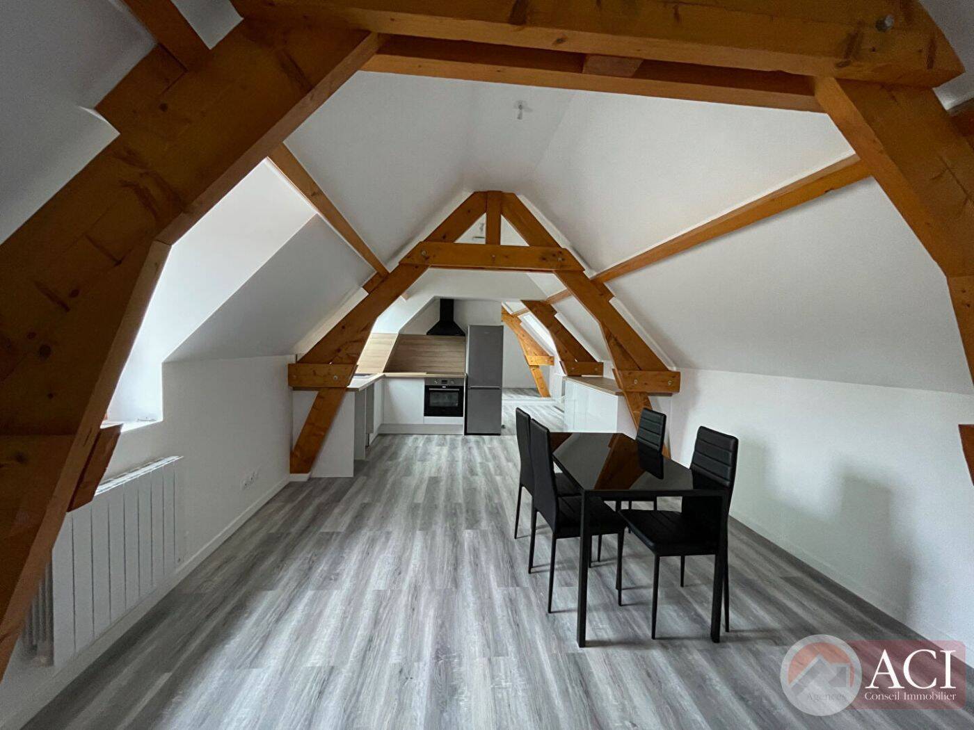 Appartement 3 pièces 46 m² · à Chaumont-en-Vexin · 45,8 m² · 820 €