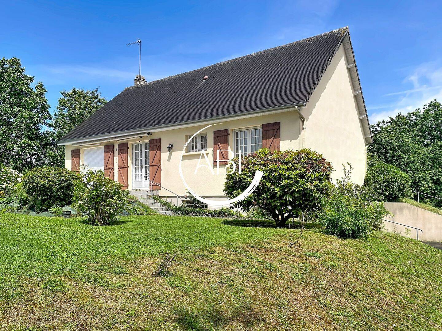 Maison 4 pièces 100 m² · à Les Monts d'Andaine · 100 m² · 180 000 €