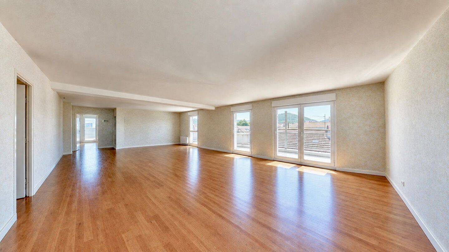 Appartement 6 pièces 173 m² · à Besançon · 173 m² · 400 000 €