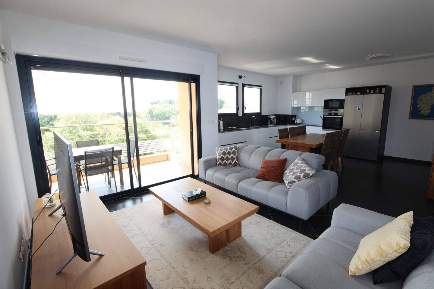 Appartement 3 pièces 70 m² · à Ajaccio · 69,6 m² · 288 000 €