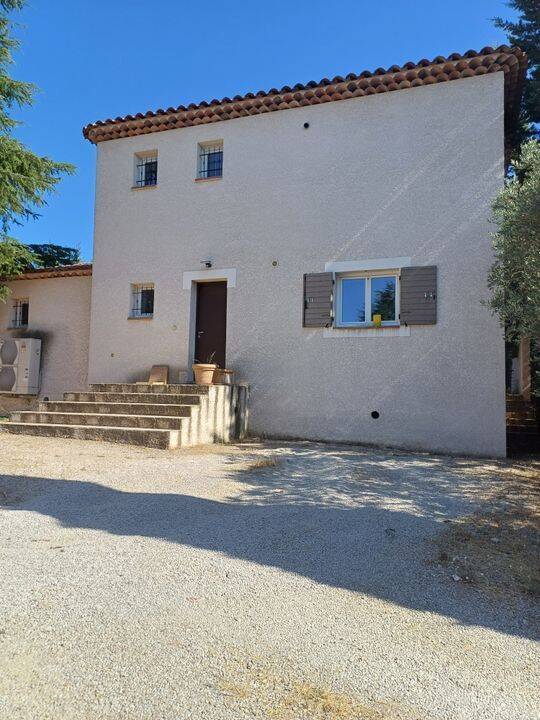 Appartement 1 pièce 16 m² · à Simiane-Collongue · 16 m² · 550 €