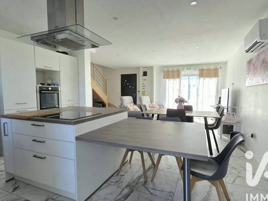 Maison à vendre 241 500 € 4 pièces 3 chambres 96 m² 260 m² de terrain Gidy 45520