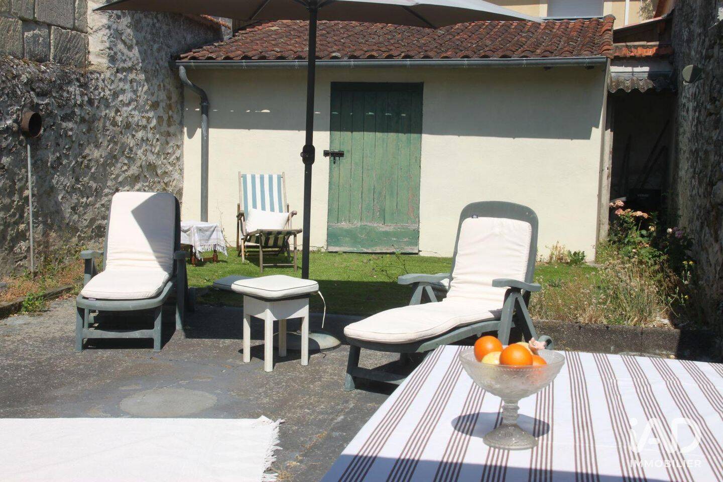 Maison 4 pièces 128 m² · à Sauveterre-de-Guyenne · 128 m² · 162 000 €