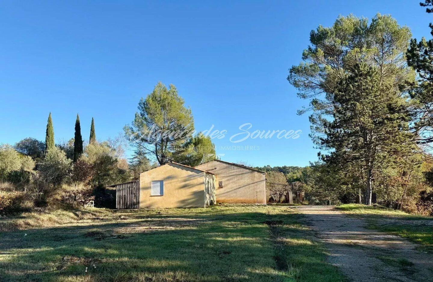Maison 6 pièces 152 m² · à Châteauvert · 151,8 m² · 399 000 €