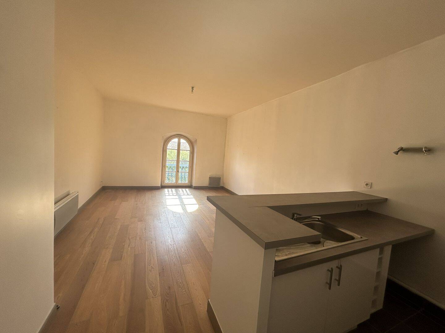 Appartement 3 pièces 75 m² · à Nîmes · 75 m² · 210 000 €