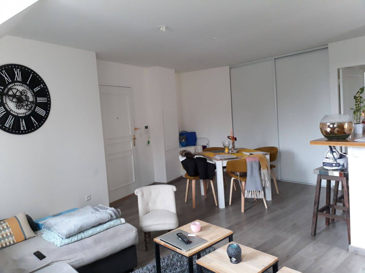 Appartement 2 pièces 54 m² · à Montfort-l'Amaury · 53,6 m² · 870 €/mois
