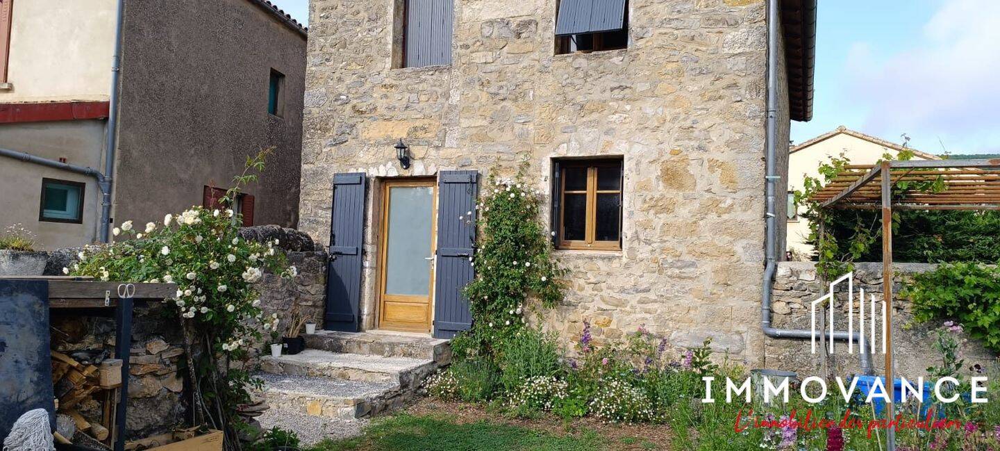 Maison 5 pièces 100 m² · à Sainte-Eulalie-de-Cernon · 100 m² · 242 000 €