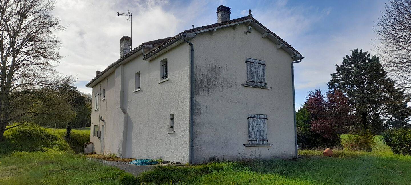 Maison 7 pièces 155 m² · à La Chapelle-Grésignac · 155 m² · 129 000 €
