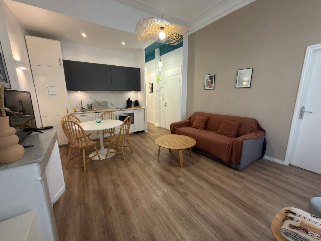 Appartement 3 pièces 45 m² · à Marseille 2ème Arrondissement · 45 m² · 950 €/mois