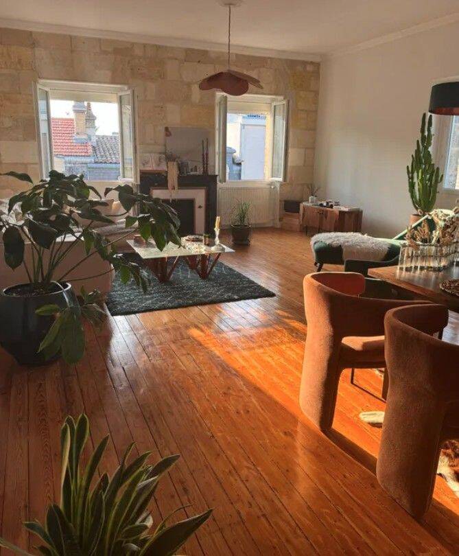 Appartement 4 pièces 169 m² · à Bordeaux · 169 m² · 2 100 €/mois