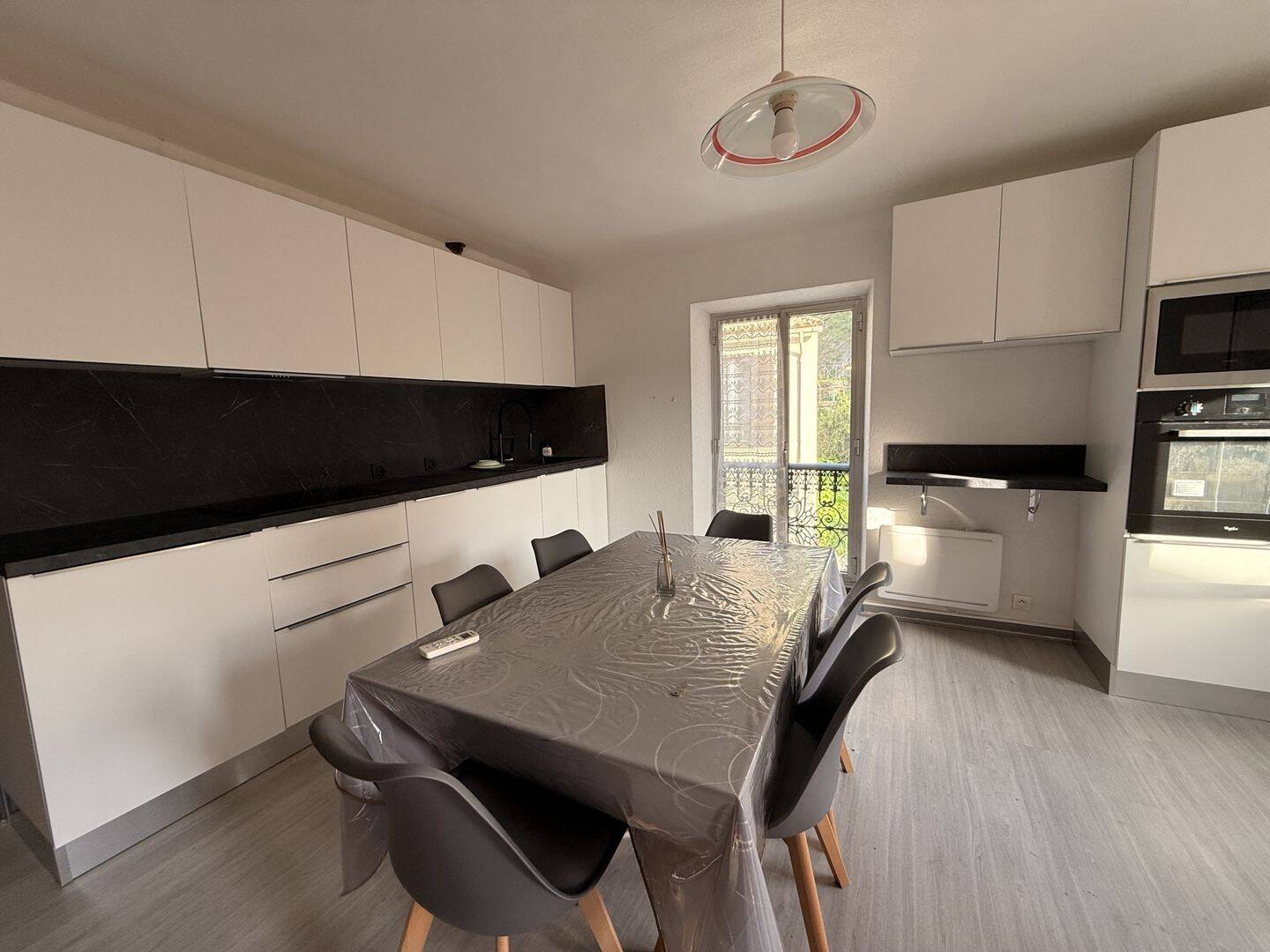 Appartement 4 pièces 84 m² · à Menton · 84 m² · 369 000 €