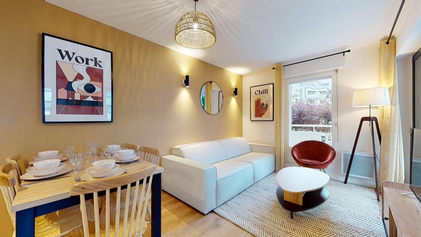 6 pièces 101 m² · à Lille · 101 m² · 560 €