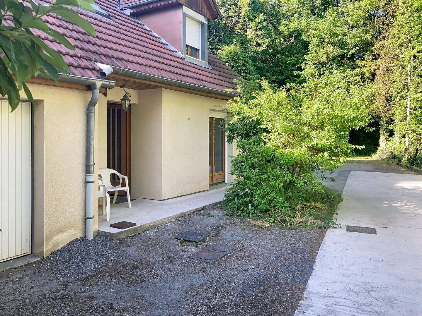 Maison 5 pièces 112 m² · à Ornans · 111,5 m² · 195 000 €