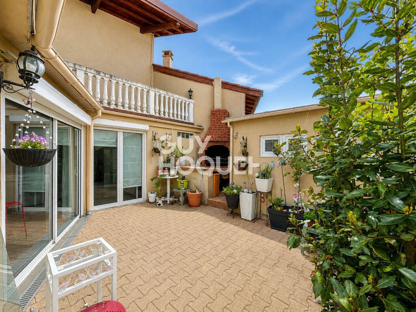 Maison 4 pièces 140 m² · à Rillieux-la-Pape · 140 m² · 345 000 €