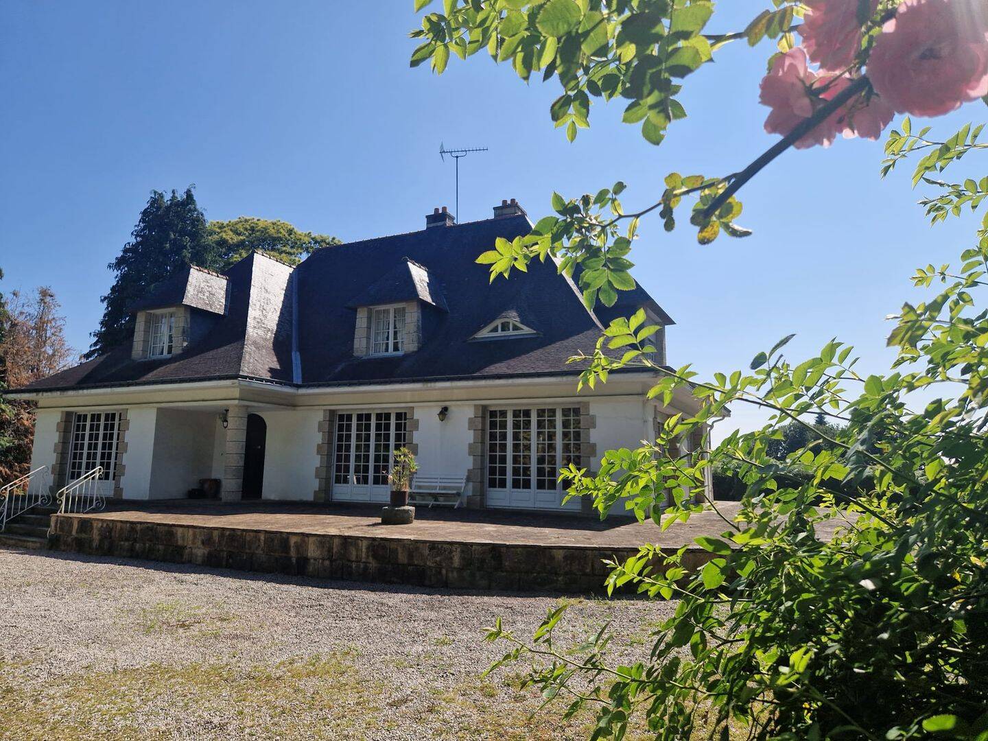 Maison 7 pièces 230 m² · à Pontivy · 230 m² · 367 500 €