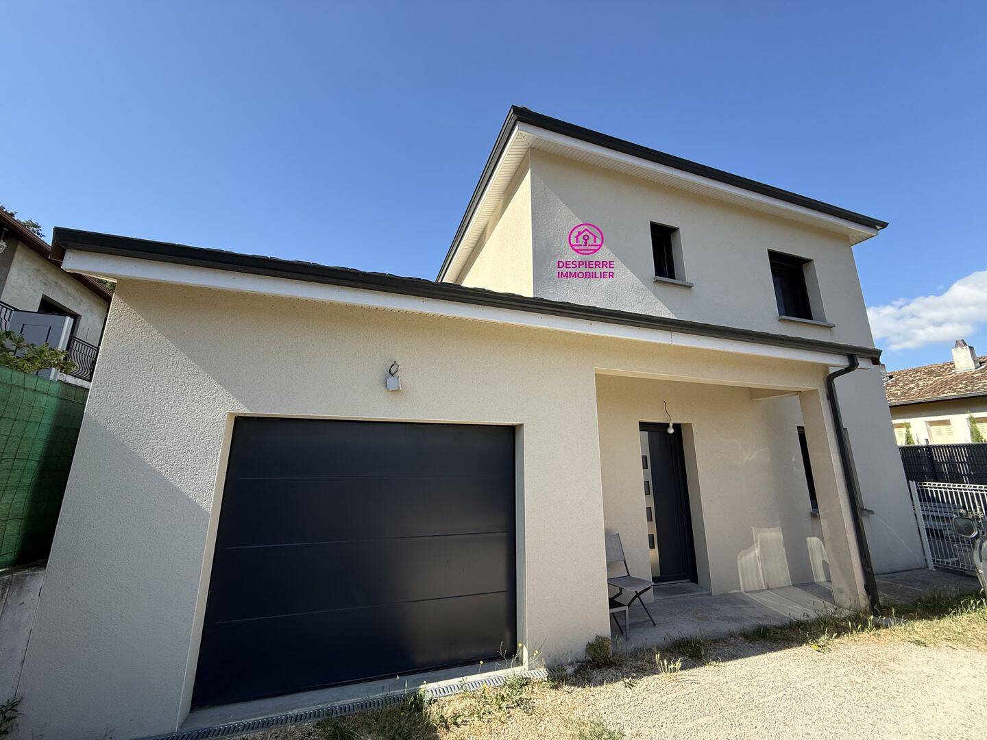 Maison 5 pièces 100 m² · à Salaise-sur-Sanne · 100 m² · 295 000 €
