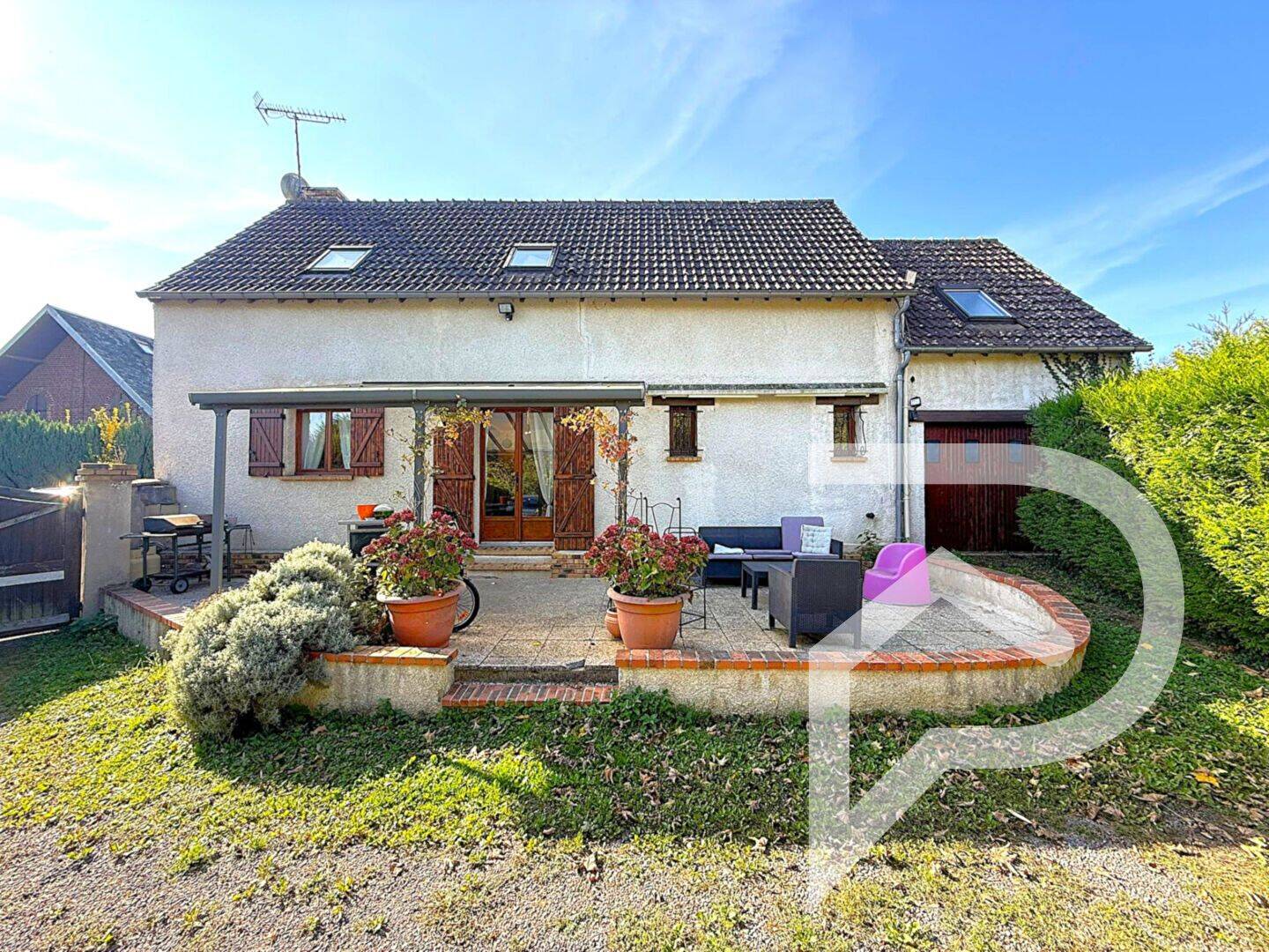 Maison 6 pièces 104 m² · à Estrées-Saint-Denis · 104 m² · 233 000 €