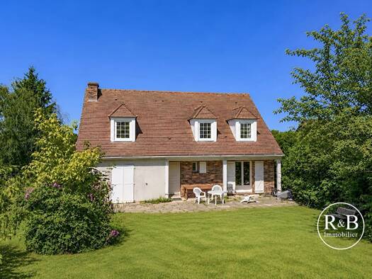 Maison à vendre 780 000 € 6 pièces 4 chambres 148 m² 1 343 m² de terrain Centre Les Clayes-sous-Bois 78340